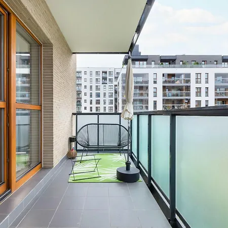 Large In With Gym, Parking And Air Conditioning By Renters Apartmán Gdaňsk